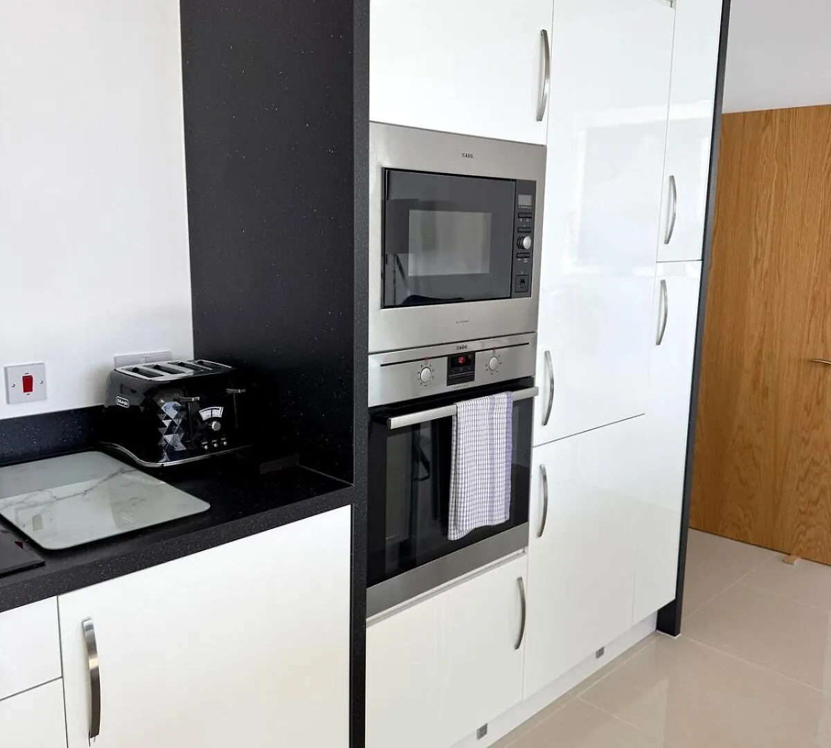 Luxury Waterfront Apartment With Panoramic View Cardiff 0*,  Egyesült Királyság